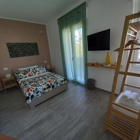 Hotel Stasonis à Quartu SantʼElena Extérieur photo